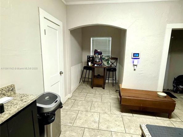 500 Evergreen Dr, Lake Park FL 33403