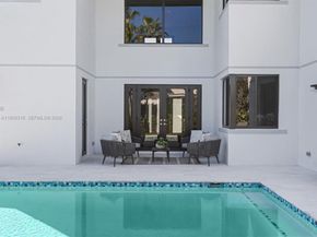 19701 NE 16 Pl, Miami FL 33179