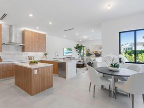 19701 NE 16 Pl, Miami FL 33179