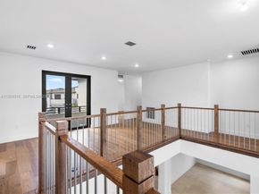 19701 NE 16 Pl, Miami FL 33179