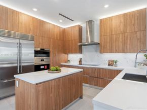 19701 NE 16 Pl, Miami FL 33179