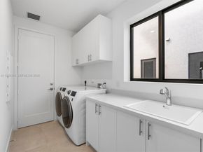 19701 NE 16 Pl, Miami FL 33179