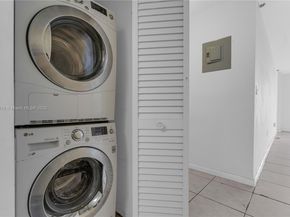 2457 Collins Ave 201, Miami Beach FL 33140