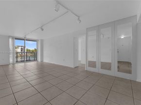 2457 Collins Ave 201, Miami Beach FL 33140
