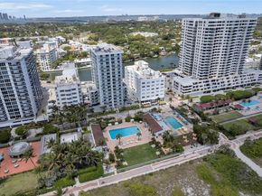 2457 Collins Ave 201, Miami Beach FL 33140
