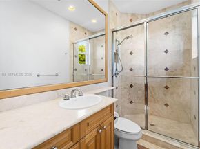 1490 Cleveland Rd, Miami Beach FL 33141