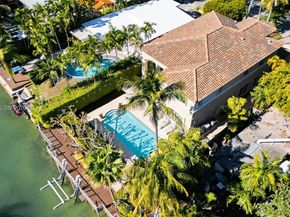 1490 Cleveland Rd, Miami Beach FL 33141