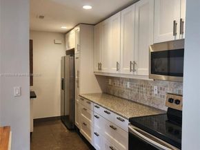 124 NE 19th Ct 206B, Wilton Manors FL 33305