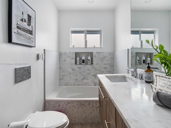 9518 N Miami Ave, Miami Shores FL 33150