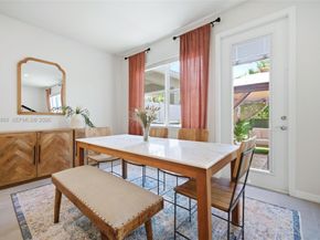 1628 Myrtle Oak Ter, Hollywood FL 33021