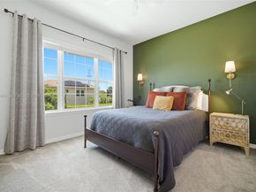 1628 Myrtle Oak Ter, Hollywood FL 33021