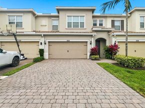 1628 Myrtle Oak Ter, Hollywood FL 33021