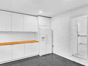 3085 N 36th Ave, Hollywood FL 33021