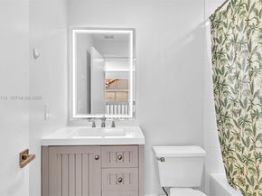 3085 N 36th Ave, Hollywood FL 33021