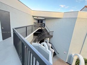 6272 NW 186th St 301, Hialeah FL 33015