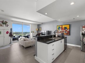 1401 SW 22nd St 1503, Miami FL 33145