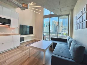 690 SW 1st Ct 1006, Miami FL 33130