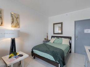 335 Ocean Dr 120, Miami Beach FL 33139