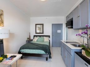 335 Ocean Dr 120, Miami Beach FL 33139