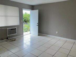 1286 NW 59th St, Miami FL 33142