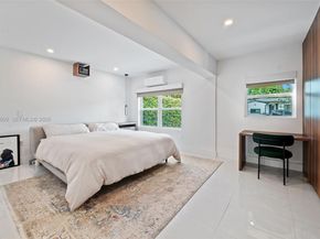 2180 SW 20th St, Miami FL 33145