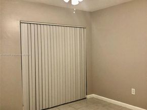 9753 W Mcnab Rd 112, Tamarac FL 33321