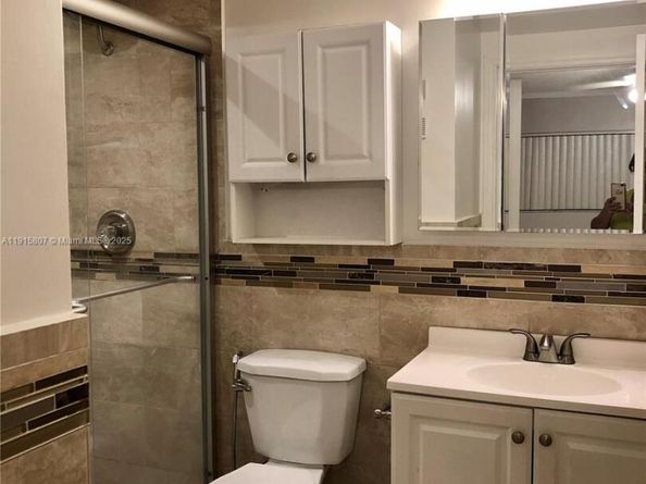 9753 W Mcnab Rd 112, Tamarac FL 33321