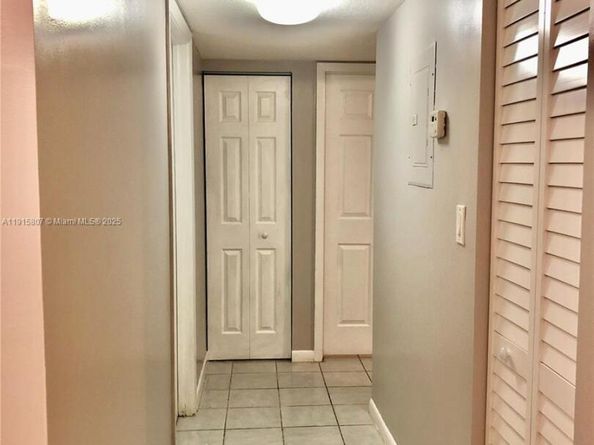 9753 W Mcnab Rd 112, Tamarac FL 33321