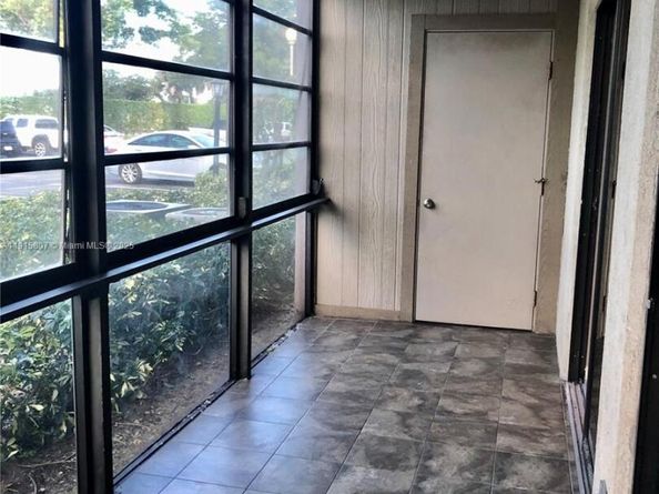 9753 W Mcnab Rd 112, Tamarac FL 33321