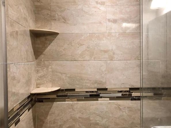 9753 W Mcnab Rd 112, Tamarac FL 33321