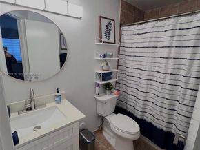 1021 NW 79th Ave, Plantation FL 33322