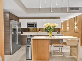 1010 SW 2nd Ave 601, Miami FL 33130