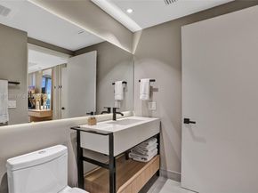 1010 SW 2nd Ave 601, Miami FL 33130