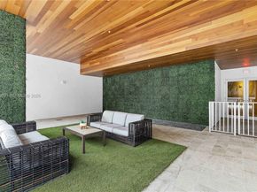 1010 SW 2nd Ave 601, Miami FL 33130