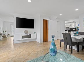 529 El Prado, West Palm Beach FL 33405