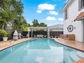 529 El Prado, West Palm Beach FL 33405