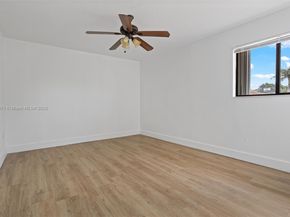 529 El Prado, West Palm Beach FL 33405