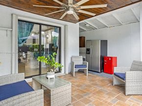 529 El Prado, West Palm Beach FL 33405