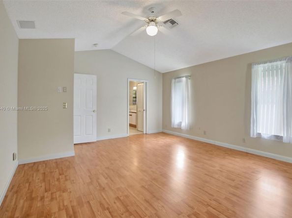 1600 SW 52nd Way, Plantation FL 33317