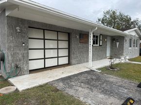 309 NW 15th St, Homestead FL 33030