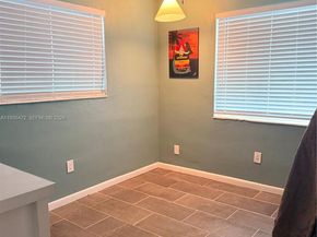 309 NW 15th St, Homestead FL 33030