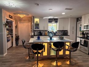 309 NW 15th St, Homestead FL 33030