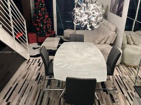 60 SW 13th St 2422, Miami FL 33130