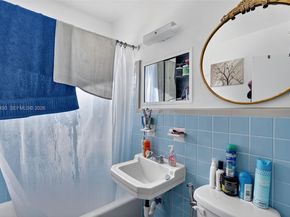 2100 NW 24th St, Miami FL 33142