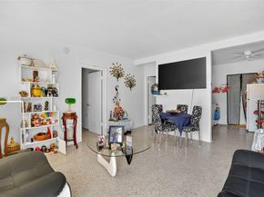2100 NW 24th St, Miami FL 33142