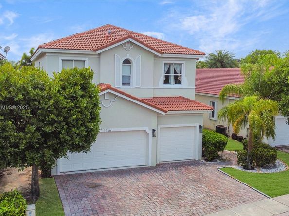 1156 NE 37th Pl, Homestead FL 33033