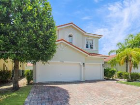 1156 NE 37th Pl, Homestead FL 33033
