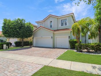 1156 NE 37th Pl