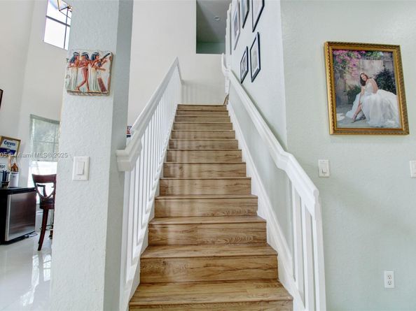 1156 NE 37th Pl, Homestead FL 33033
