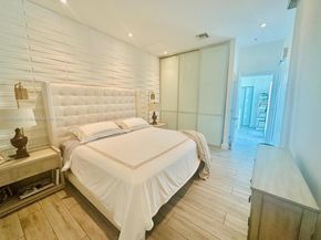 1150 98th St 10, Bay Harbor Islands FL 33154